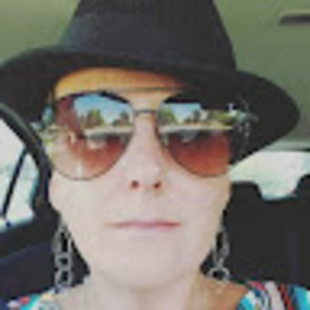 Meet your Posher, Katherine